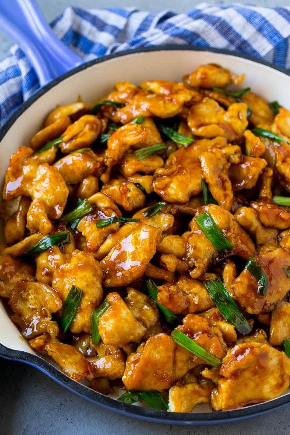Basil and cashew wok chicken
